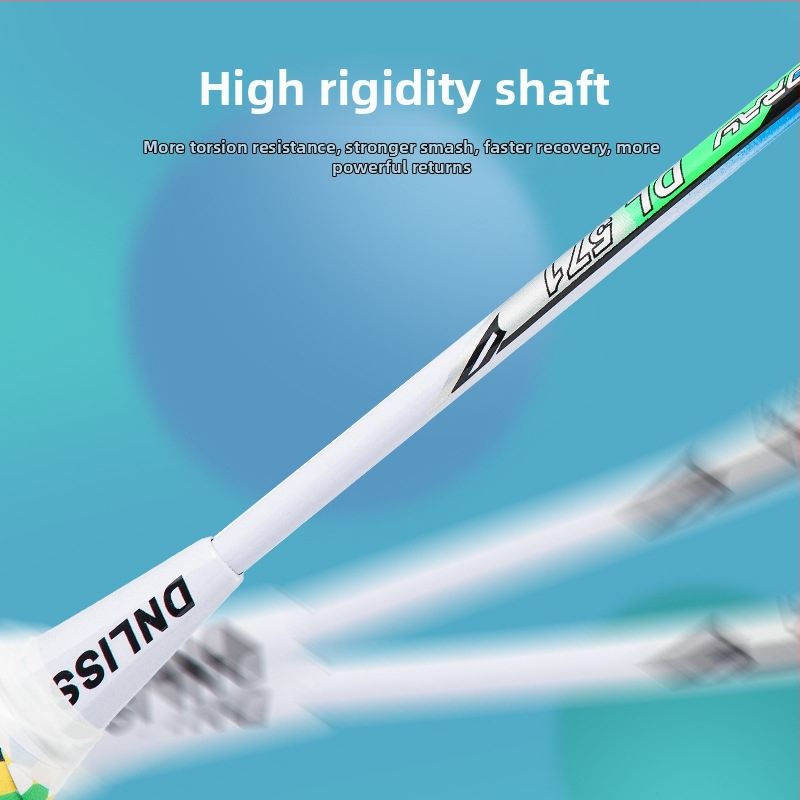 Raketa za badminton s direktnim udarom – karbonska konstrukcija, težina 95–100 g, drška G2, srednja tvrdoća, set od dvije rakete