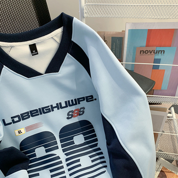 Ženski džemper s V-izrezom, color-block uzorak, dugi rukavi, ležernog kroja, srednja duljina, mješavina pamuka i poliestera (70–80% poliester)