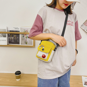 Geantă crossbody pentru femei Sesame Street, din Oxford, formă pătrată verticală, închidere cu fermoar, buzunare interne: telefon, ID, căptușeală poliester