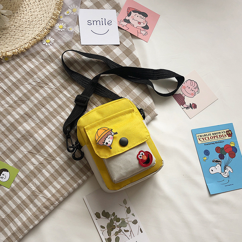 Geantă crossbody pentru femei Sesame Street, din Oxford, formă pătrată verticală, închidere cu fermoar, buzunare interne: telefon, ID, căptușeală poliester