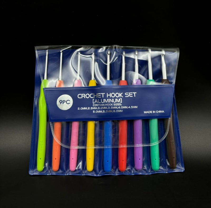 Set kukica za pletenje s aluminijskim držačem, mekanim držajem, smjesa TPR/PP, 9 komada u OPP vrećici