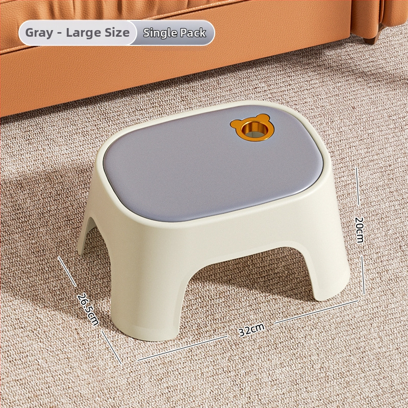 Plastikust taburet, mudel C4413A, mitte kokkupandav, koduseks kasutamiseks.