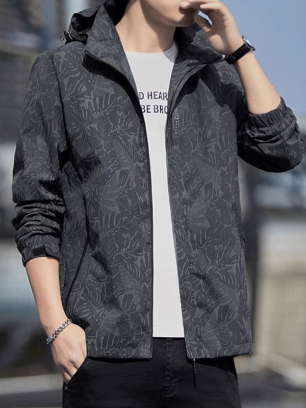 Jachetă bărbătească antivânt cu glugă, guler înalt, fermoar frontal și tiv drept – primăvară-toamnă 2025