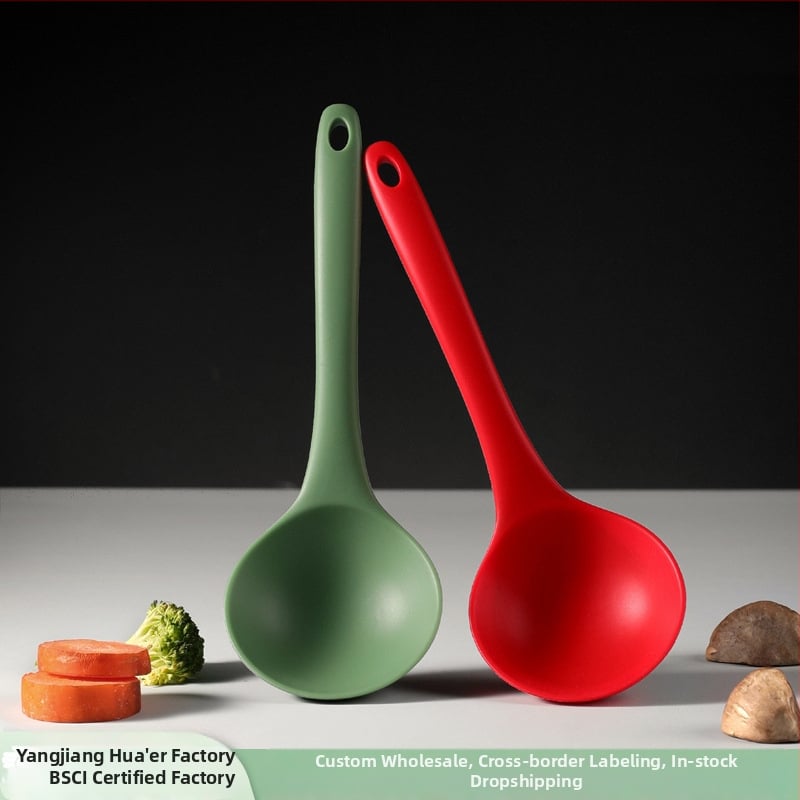 Virtuvės šaukštas - vieno gabalo platininio silikono, rankenėlė visiškai apgaubta platininio silikono, kodas 1005614846, modernus minimalistinis stilius