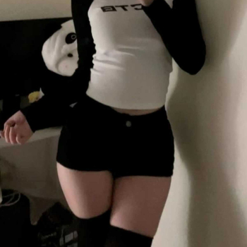 Džíns s vysokým pásom, vysoká elasticita denimu, dĺžka 3/4, rovný strih, zmes bavlny a polyesteru