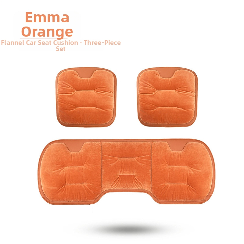 Automobilio sėdynės pagalvėlė - paviršius: vilnonė megztinė; užpildas: flanelės medvilnė; žiemai; komplektas iš kelių dalių