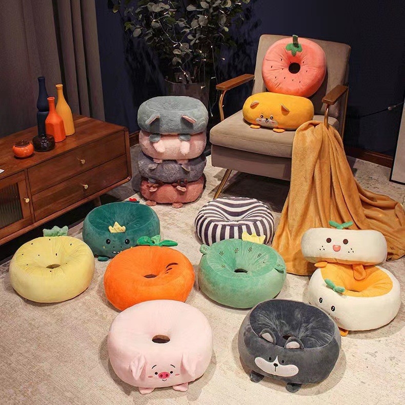 Kėdės sėdynės pagalvėlė – tatami stiliaus, vasaros naudojimui, užpildas PP medvilnė; raštas: vienos spalvos arba augalinis motyvas; tinka biurui ir automobiliui