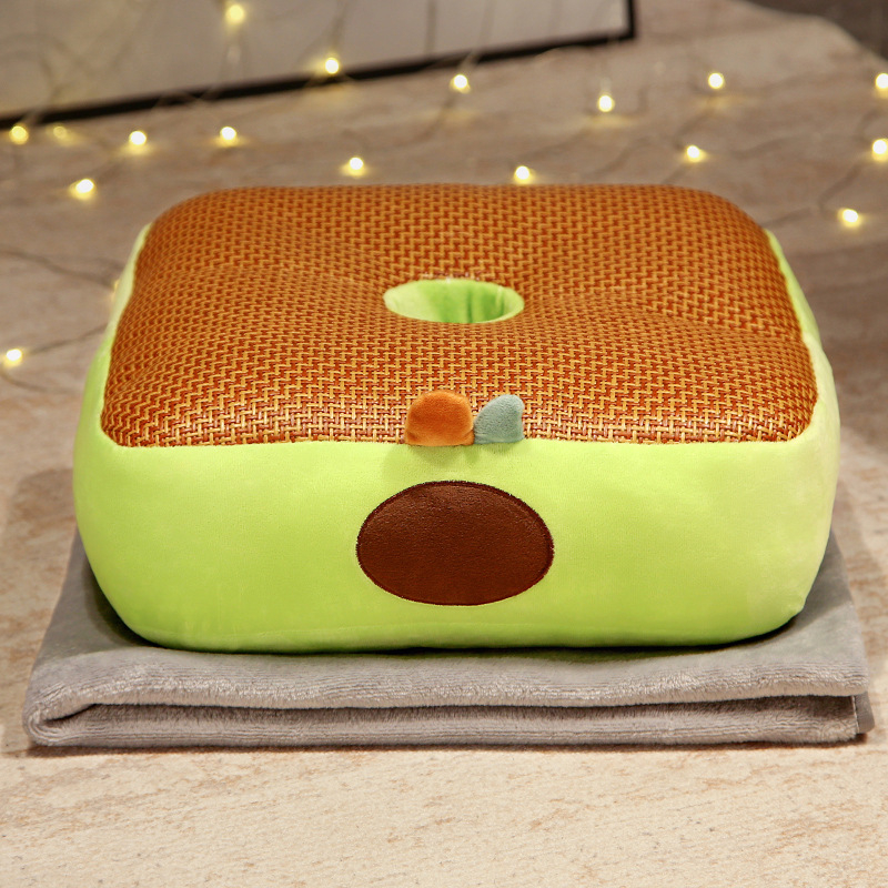 Kėdės sėdynės pagalvėlė – tatami stiliaus, vasaros naudojimui, užpildas PP medvilnė; raštas: vienos spalvos arba augalinis motyvas; tinka biurui ir automobiliui