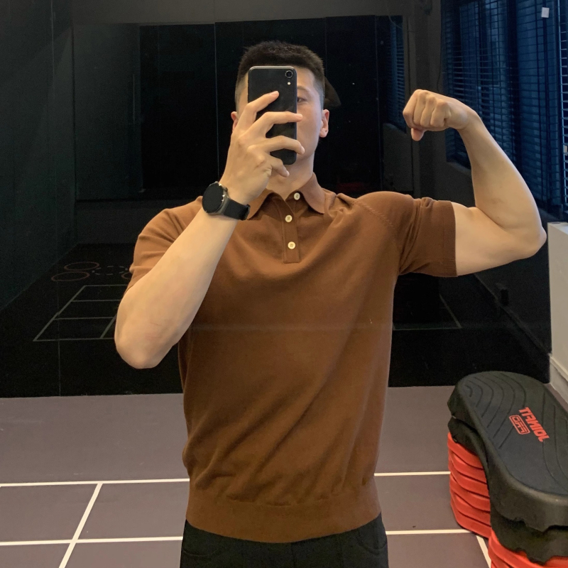 Ανδρικό πόλο με κοντό μανίκι, πλεγτό με γιακά, σχέδιο χρωματικού μπλοκ, ελαφρύ καλοκαίρι, διαπνέον πολυεστερικό μείγμα απομάκρυνσης υγρασίας