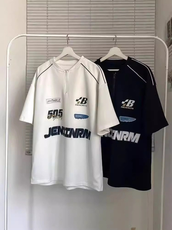 Μπλούζα T‑shirt με εκτύπωση γραμμάτων σε στυλ Χονγκ Κονγκ, χαλαρή γραμμή, στρογγυλός λαιμός, ύφασμα από πολυεστερική ανάμειξη