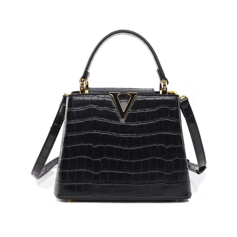 PU kibiro tipo rankinė, miesto minimalistinis stilius, horizontali kvadratinė forma, uždarymo dangtelis, vidinė kišenė su užtrauktuku ir ID kortelės kišenė, viena pečių juosta, pavasaris 2025, ženklas Jema Paul