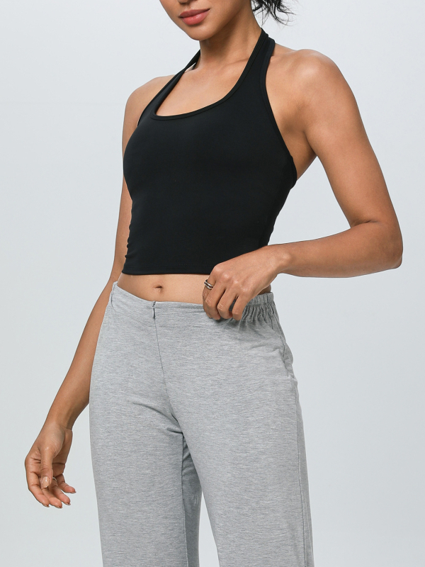 Sporta krūšturis ar spilventiņu, augsta atbalsta sniegums, halter kakla siksnas, neilons 75% / spandex 25%, pilns krūšu kauss, formēts kauss ar plānu augšpusi un biezu apakšu