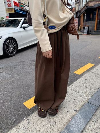 Γυναικείοι βαμβακεροί παντελόνες ίσιας γραμμής, ψηλόμεσες, μακριές, patchwork λεπτομέρεια, 95% βαμβάκι