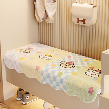 Sėdėjimo pagalvė, akrilinė vilna, poliesterio pluošto užpildas, karikatūrų raštas, individualus apdorojimas