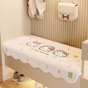 Sėdėjimo pagalvė, akrilinė vilna, poliesterio pluošto užpildas, karikatūrų raštas, individualus apdorojimas