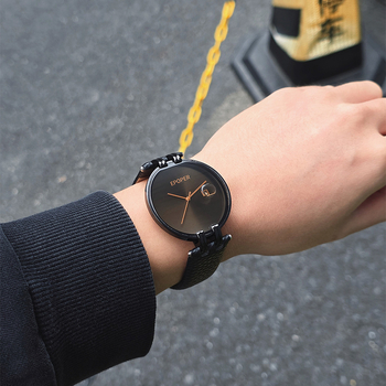 Sat EP0205A s japanskim kvarcnim mehanizmom, analogno-digitalni prikaz, kalendar, kožni remen, vodootpornost 30M