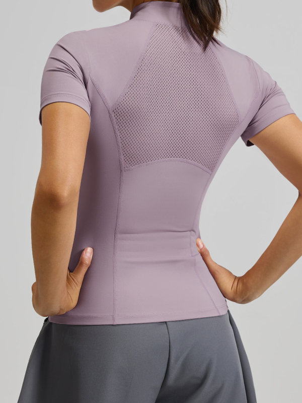 Moteriški trumpi rankovių sportiniai marškinėliai su puse užtrauktuku - liesas siluetas, didelis elastingumas, audinys poliesteris + elastanas 88%/12%, skirta bėgimui, fitnesui ir jogai