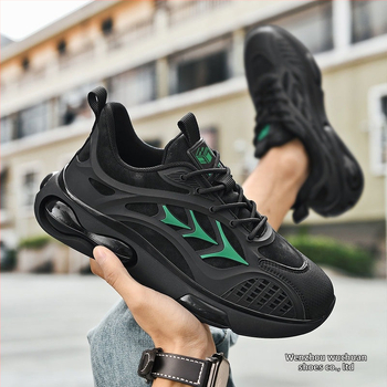 Vyriski kvėpuojantys tinkliniai sportbačiai - raišteliai, gumos padas, smailus pirštas, vidpadis iš dirbtinės kailio