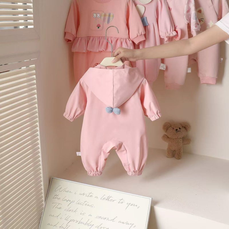 Beebi onesie / odjev za plazanje, Korejskog stila, Dugi dizajn za plazanje, Zatvaranje na jedan red gumba, Vanjski materijal: 100% poliester; Podstava: 100% pamuk