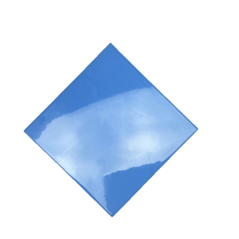 Nordic stílusú kerámia belső falcsempe, négyzetes, pásztorális kockás mintázat, matt felület, nedvességálló