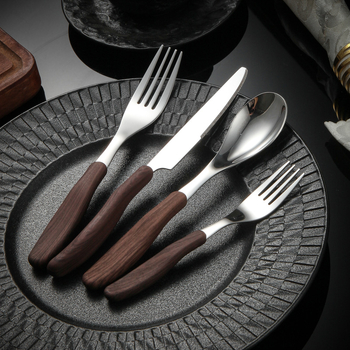 Комплект нож и вилица, 316 неръждаема стомана, дизайн с клип-ръкохватка, огледално полирана повърхност, ръчна изработка; включва нож, вилка и лъжица