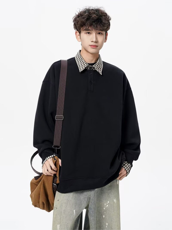 Πόλο με καρό μοτίβο, κουκούλα, μακριά μανίκια, άνετη γραμμή, ύφασμα πολυεστέρα-ελαστάνης, πλένεται στο πλυντήριο