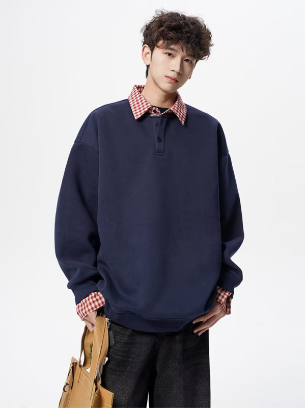 Πόλο με καρό μοτίβο, κουκούλα, μακριά μανίκια, άνετη γραμμή, ύφασμα πολυεστέρα-ελαστάνης, πλένεται στο πλυντήριο