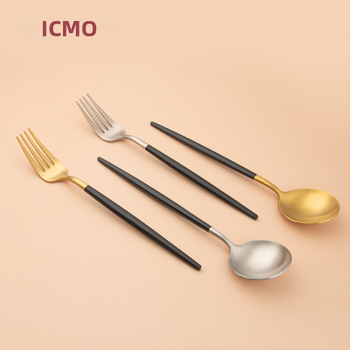 304 nerūdijančio plieno indų rinkinys: šaukštas, šakutė ir desertinis šaukštas, veidrodinis poliravimas