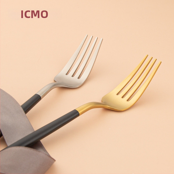 304 nerūdijančio plieno indų rinkinys: šaukštas, šakutė ir desertinis šaukštas, veidrodinis poliravimas