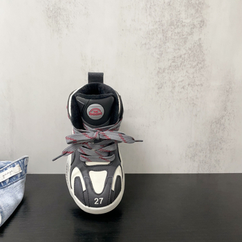 Унисекс детски баскетболни обувки с мид топ височина, подплата за топлина, горна част от микрофибър, подметка от гума, закопчаване с велкро, зимен модел, дизайн с цветни блокове