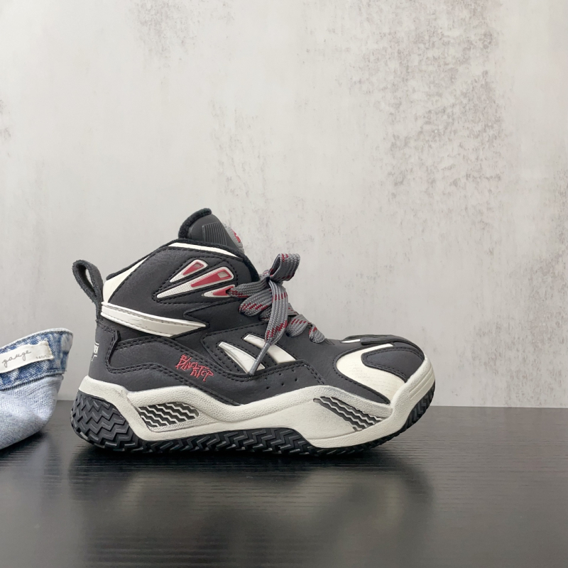 Унисекс детски баскетболни обувки с мид топ височина, подплата за топлина, горна част от микрофибър, подметка от гума, закопчаване с велкро, зимен модел, дизайн с цветни блокове