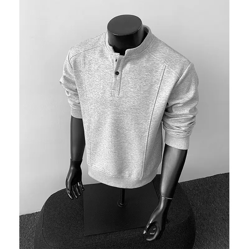 Majica s Henley ovratnikom, dugim rukavima, pulover dizajn, boxy kroj, poliester materijal, jesen