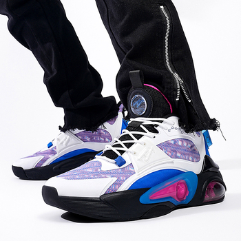 Krepšinio bateliai žemo profilio – universalūs, priešslidimas, atsparūs dėvėjimui, amortizacijos gelio technologija, viršus tinklinis audinys, padas guma-EVA-PLC