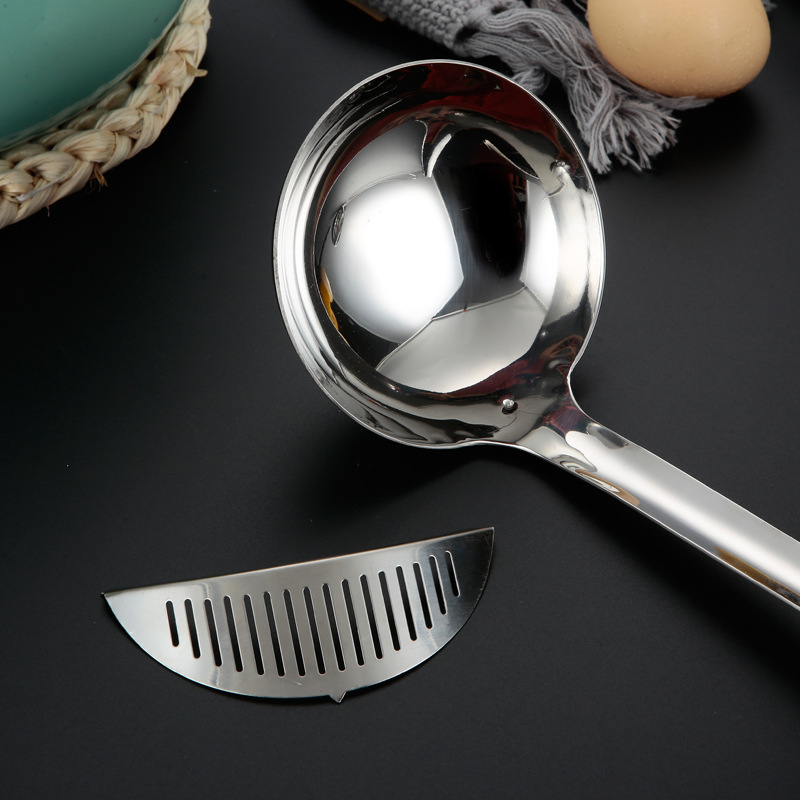 Dvejų funkcijų puodo ir sriubos šaukštas su sieteliu, iš 201 nerūdijančiojo plieno, nelipnus, neslystantis, atspari aukštai temperatūrai, lazerinis logotipas, individualizuojamas