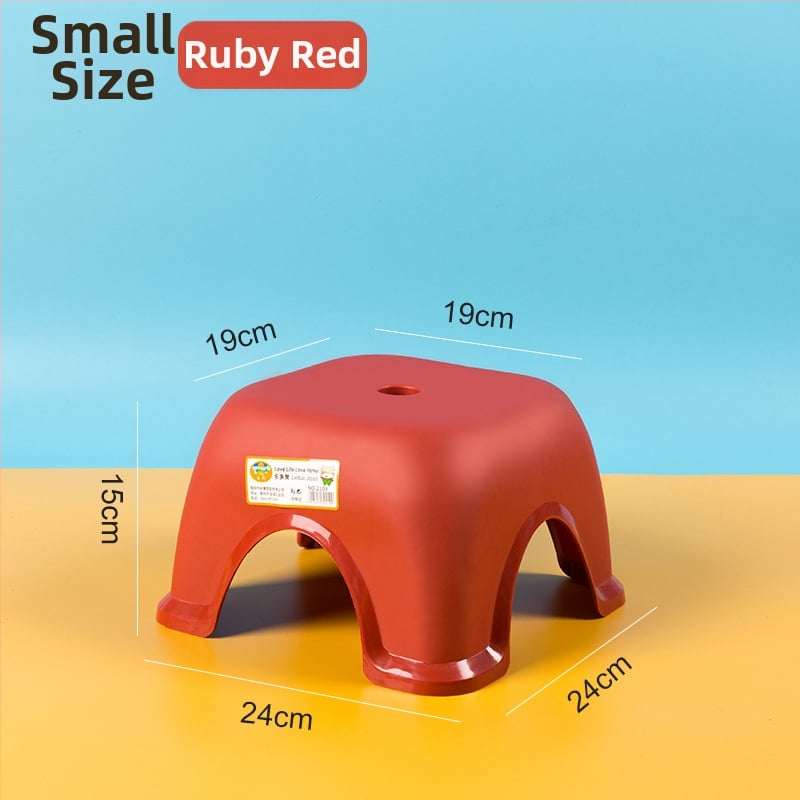 Plastová malá stolička do domácnosti, protišmyková do kúpeľne a na toaletu, materiál PP