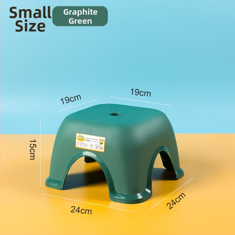 Plastová malá stolička do domácnosti, protišmyková do kúpeľne a na toaletu, materiál PP