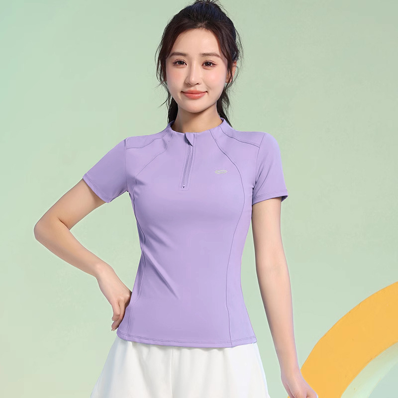 Moterų vasaros sportinis komplektas: trumpomis rankovėmis tenisui ir bėgimui, greitai džiūstantis, siaura kirpimo, stovinti apykaklė, poliesterio/elastano pluoštas 93,3%/6,7%