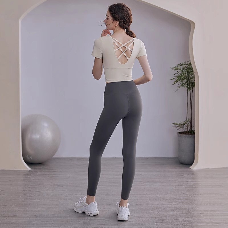 Ženski ljetni fitness set — top s kratkim rukavima i hlače za jogu, brzo sušenje, poliester/spandeks smjesa 93,3%/6,7%, za trčanje, pilates i trening