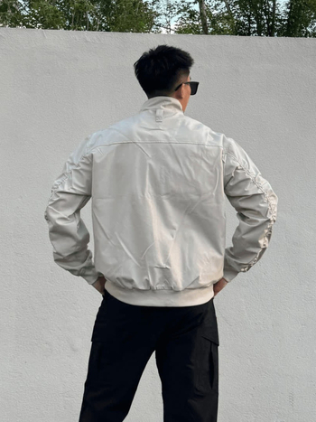 Americký retro kabát so stojacim golierom, zipsom, voľný strih, vonkajšia látka z polyesterového zmesi 95%, dlhé rukávy