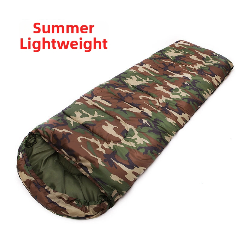 Išorinis šiltas kamufliažinės miego maišelis suaugusiems; užpildas: tušios pluošto medvilnė; įdaila: švelnus T/C mišinys; audinys: poliesterio šilkas; forma: vokinio tipo; svoris: 950 g