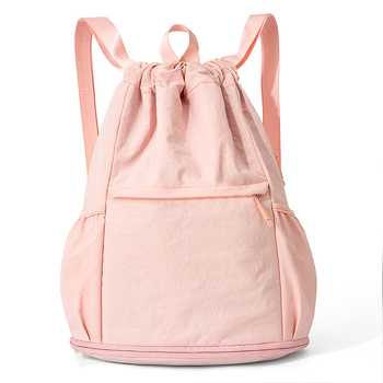 Spordiseljakott, unisex, polüester, veekindel ja kulumiskindel, kõverad õlarihmad, sobib korvpallile, jalgpallile, tennisile ja badmintonile