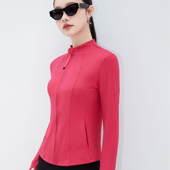 Moterų jogos išorinis drabužis – siauras kirpimas, ilgomis rankovėmis, pilvo ilgio, nailono-spandekso audinys 75%/25%, didelis elastingumas