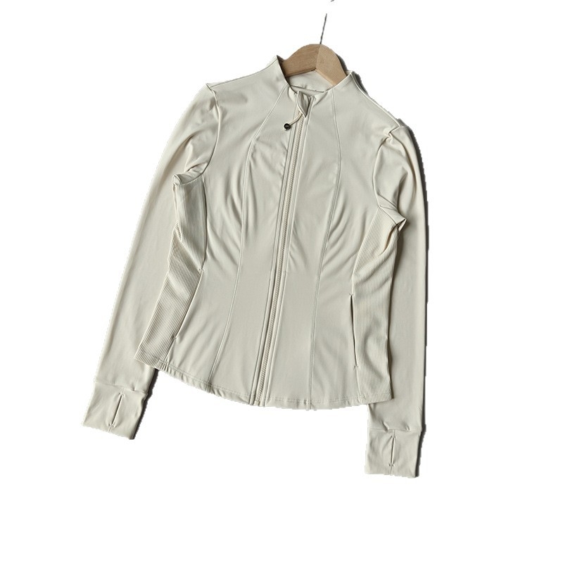 Moterų jogos išorinis drabužis – siauras kirpimas, ilgomis rankovėmis, pilvo ilgio, nailono-spandekso audinys 75%/25%, didelis elastingumas