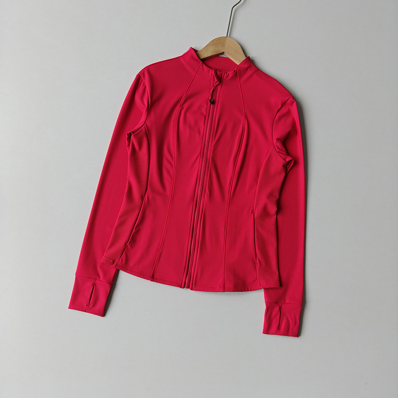 Moterų jogos išorinis drabužis – siauras kirpimas, ilgomis rankovėmis, pilvo ilgio, nailono-spandekso audinys 75%/25%, didelis elastingumas