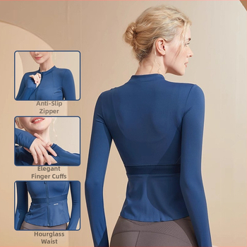 Moteriška jogos striukė su pilnu užtrauktuku, lieso kirpimo, ilgos rankovės, apvalus kaklas, be gobtuvo, audinys: sintetinis pluoštas 65% nailonas