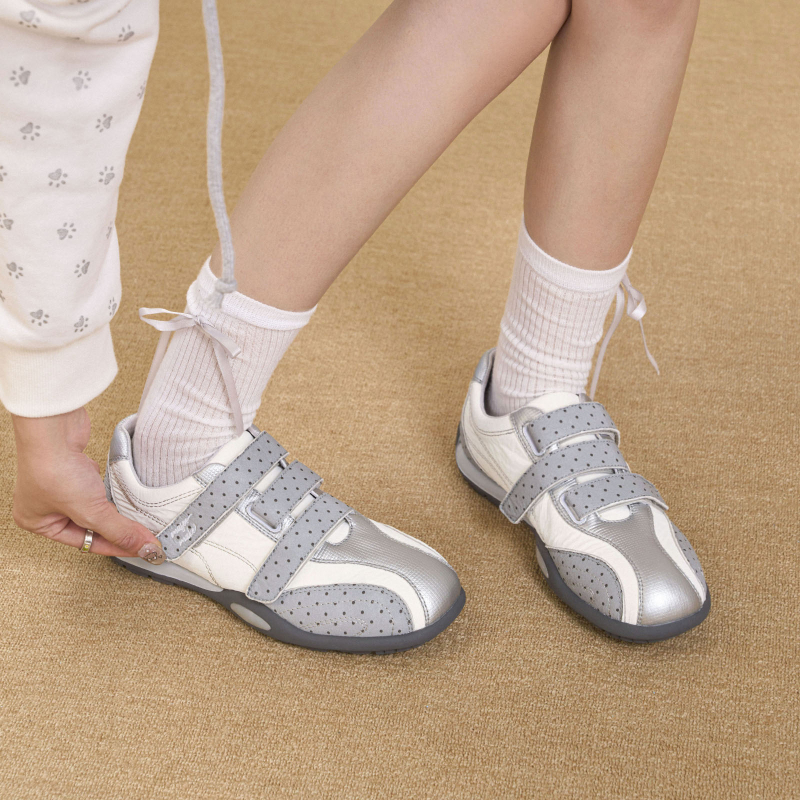 Ženske casual sportske tenisice s Velcro zatvaračem, lagane, gumena potplat, točkasti uzorak, okrugli vrh