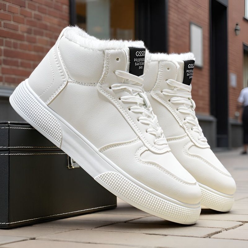 Uniszex magasszárú tornacipő vastag talppal, PU felsőrész, fűzővel záródó, meleg bélés