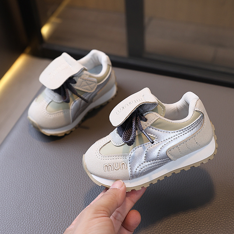 Dexun bērnu kurpes ar Velcro, augšdaļa no sintētiskas ādas / zamšas, pretslīdējoša izturīga gumijas zole, vecums 1–6 gadi