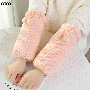 Rokas piedurknes - samts, izšūtas detaļas, noturīgas pret traipēm, sievietēm, rudens–ziema (DXT148)