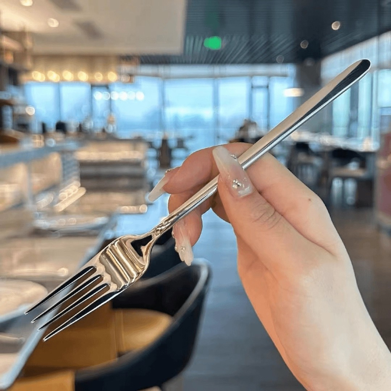 Set vilica za voće od 201 nehrđajućeg čelika, ručna izrada, ogledno poliranje, uključuje vilice za voće, vilicu za tortu i štapiće za voće, novi kineski stil